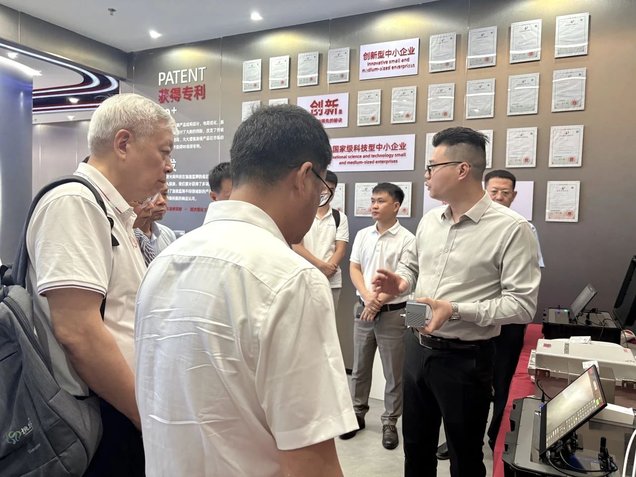 智火柴《動態(tài)流體顆粒圖像傳感系統(tǒng)研發(fā)與應用》順利通過科技成果鑒定 圖8.jpg