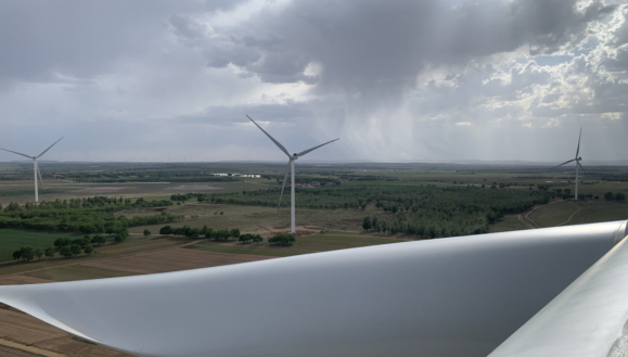 淺談風(fēng)電機(jī)組齒輪箱油液監(jiān)測