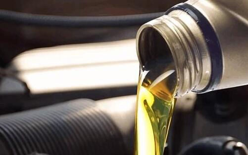 車(chē)主在機(jī)油粘度上有很多可供選擇的原因是什么？